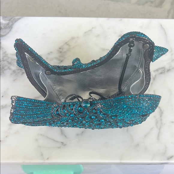 Elegant Rhinestone Blue Bird Clutch with cross body strap